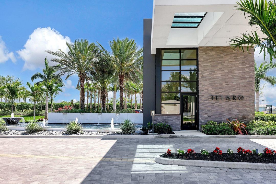 Active With Contract: $425,000 (2 beds, 2 baths, 1635 Square Feet)