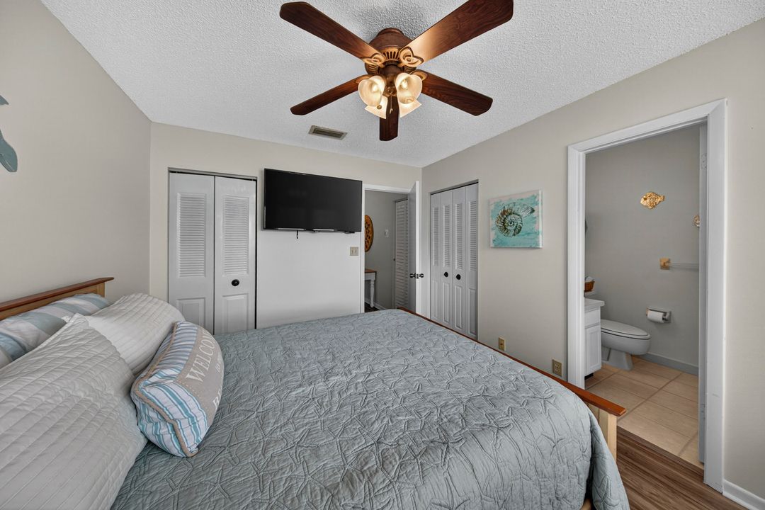 合同活跃: $477,000 (3 贝兹, 3 浴室, 1740 平方英尺)