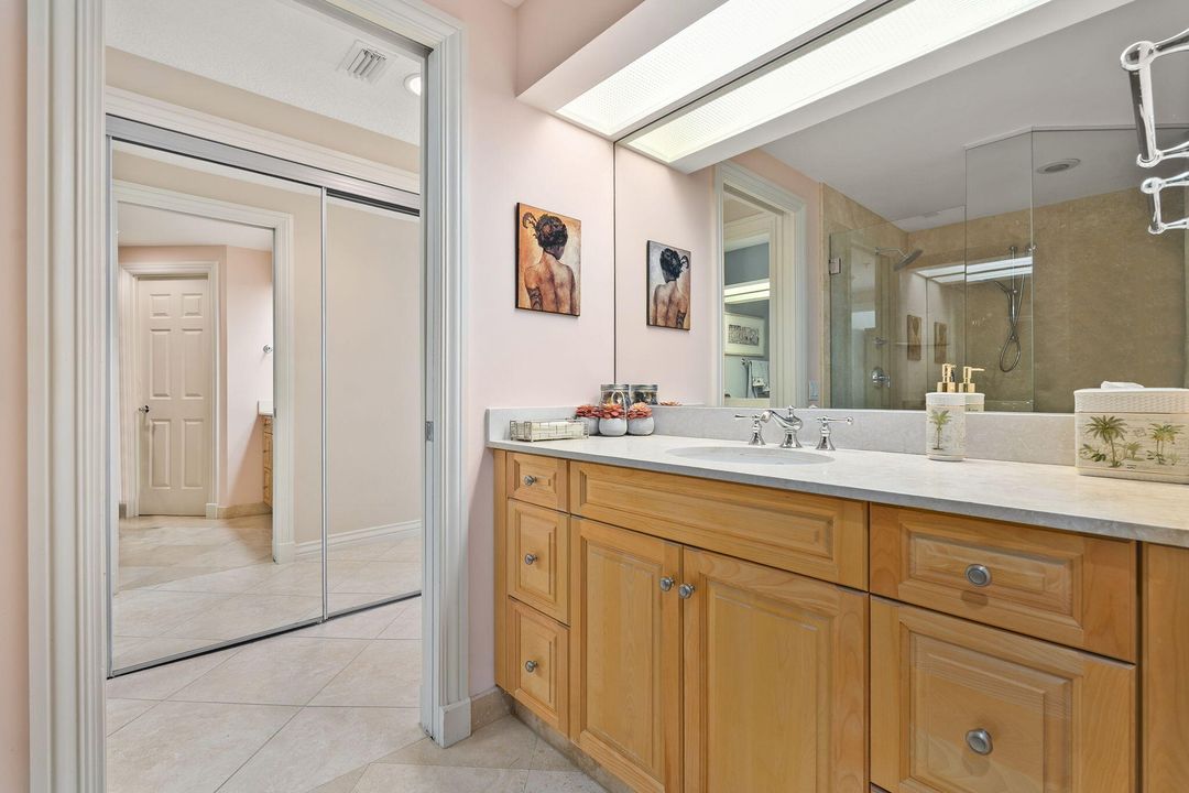 For Sale: $1,250,000 (3 beds, 3 baths, 2635 Square Feet)