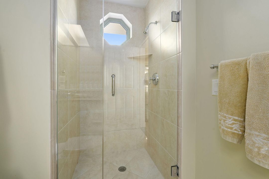 For Sale: $1,250,000 (3 beds, 3 baths, 2635 Square Feet)