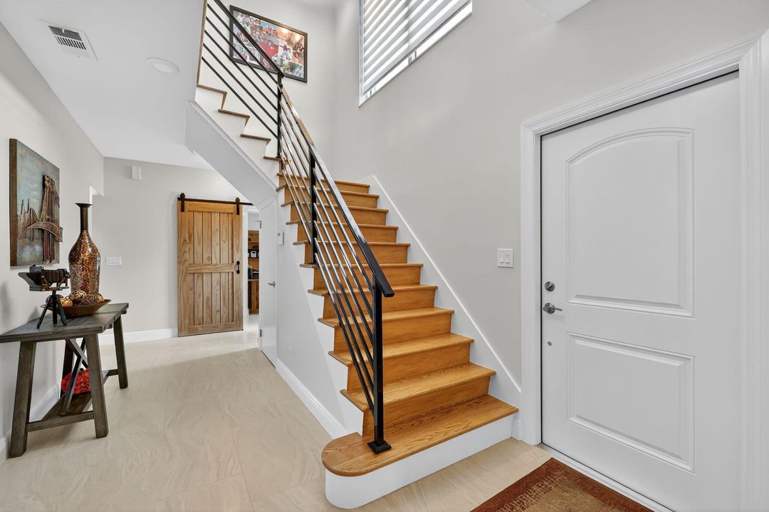 待售: $875,000 (3 贝兹, 2 浴室, 2583 平方英尺)