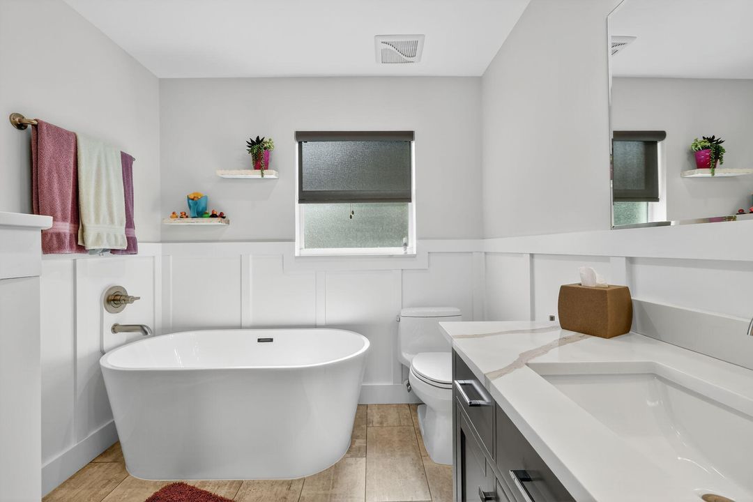 待售: $875,000 (3 贝兹, 2 浴室, 2583 平方英尺)