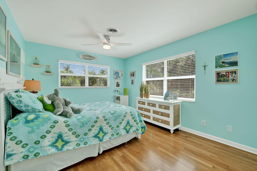 待售: $875,000 (3 贝兹, 2 浴室, 2583 平方英尺)