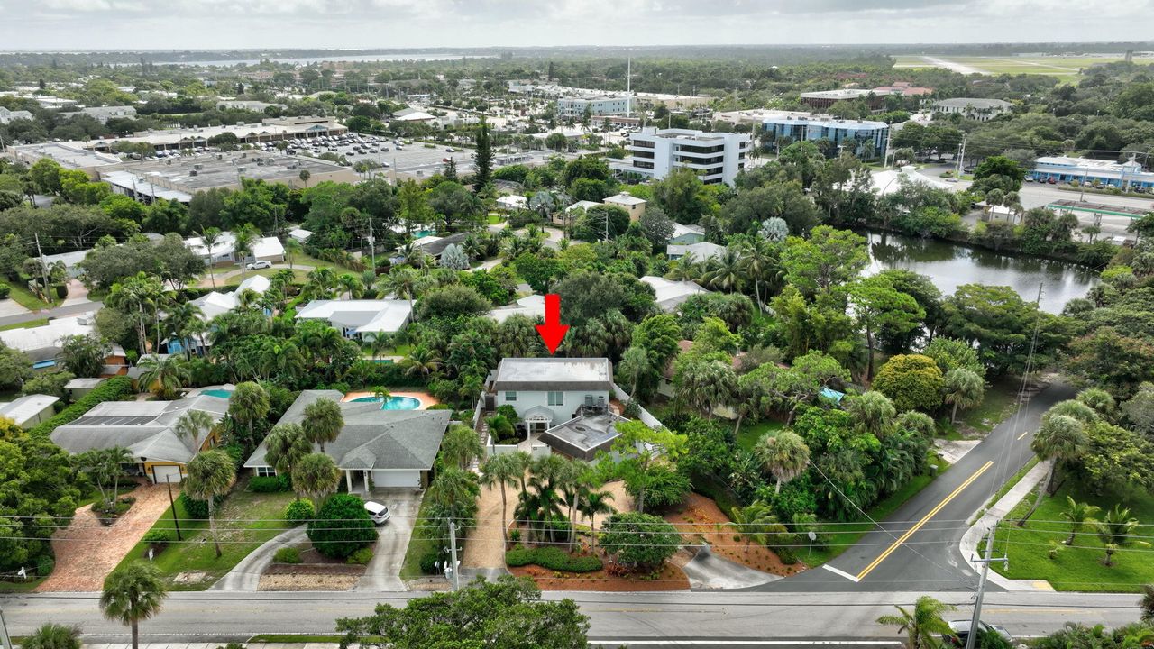 待售: $875,000 (3 贝兹, 2 浴室, 2583 平方英尺)