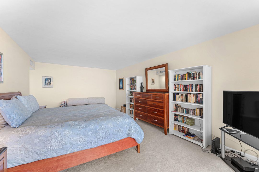 На продажу: $583,000 (2 спален, 2 ванн, 1687 Квадратных фут)