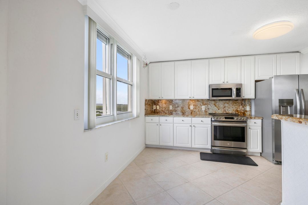 На продажу: $649,000 (3 спален, 2 ванн, 1606 Квадратных фут)