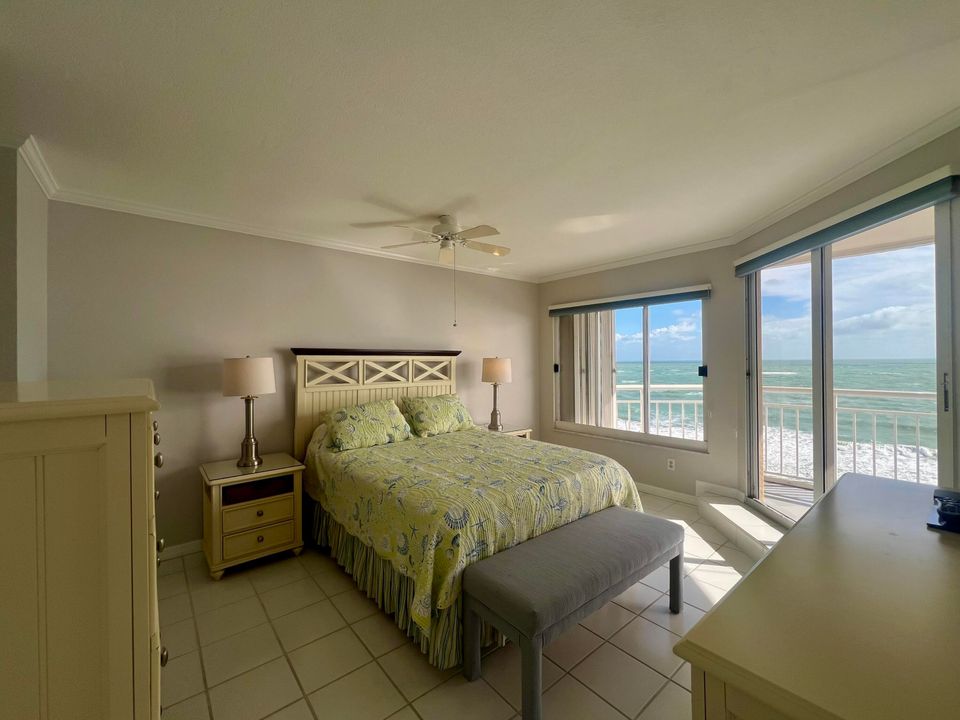 待售: $497,900 (2 贝兹, 2 浴室, 1239 平方英尺)