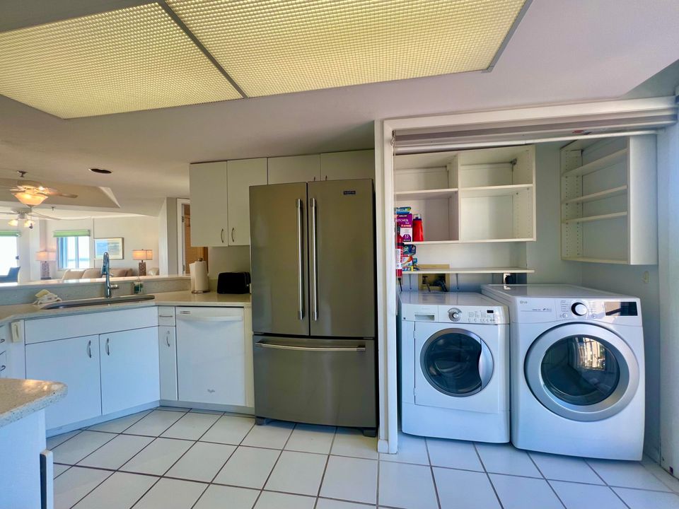 待售: $497,900 (2 贝兹, 2 浴室, 1239 平方英尺)