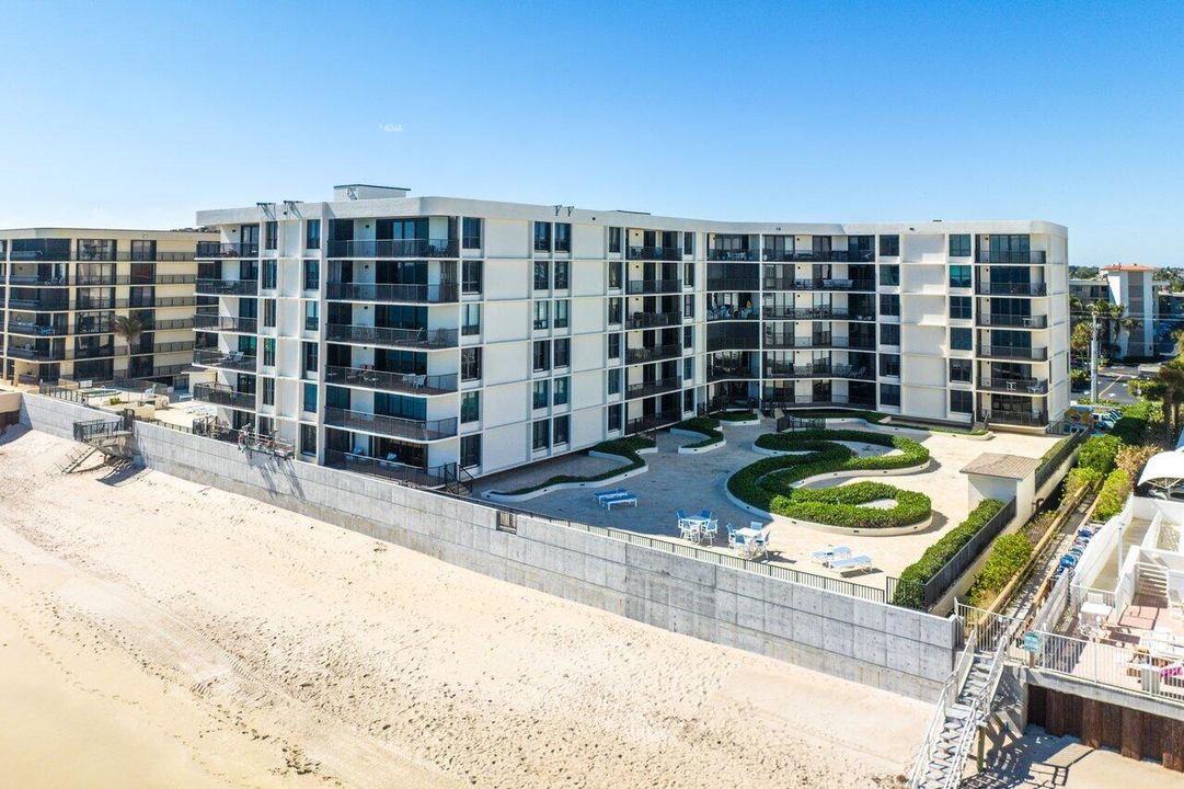 На продажу: $583,000 (2 спален, 2 ванн, 1687 Квадратных фут)