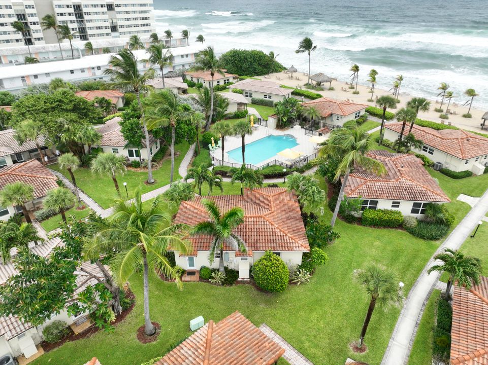 На продажу: $1,175,000 (2 спален, 2 ванн, 777 Квадратных фут)