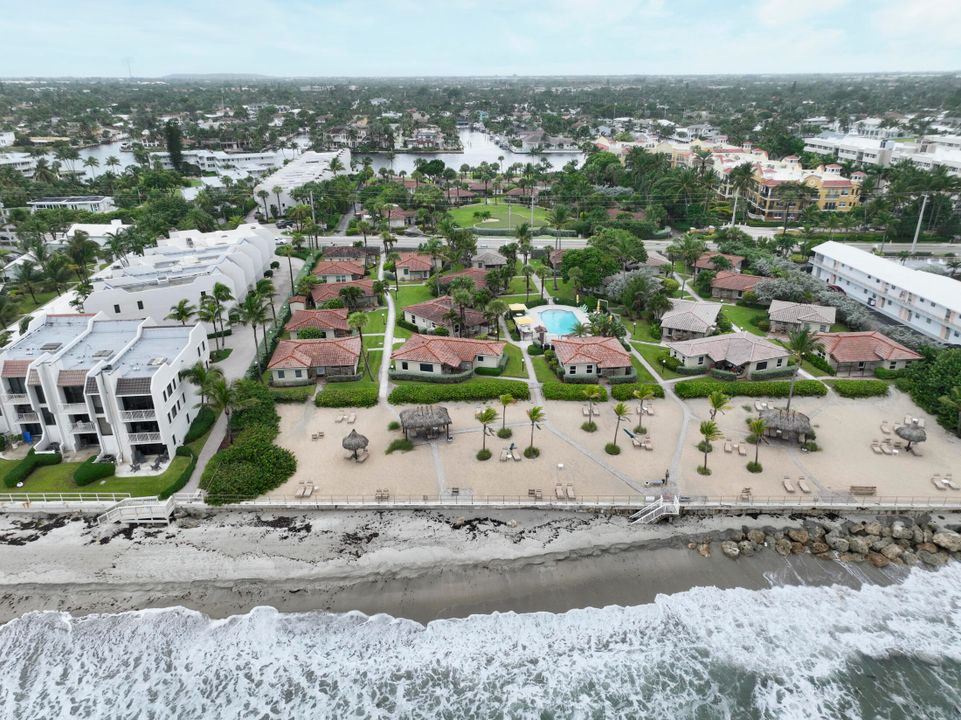 На продажу: $1,175,000 (2 спален, 2 ванн, 777 Квадратных фут)