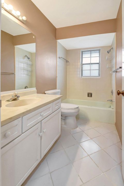 待售: $450,000 (2 贝兹, 2 浴室, 1988 平方英尺)