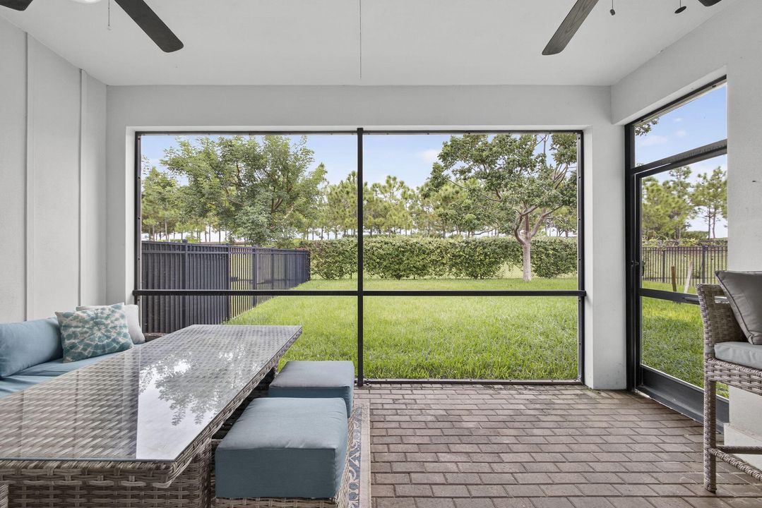 待售: $609,000 (3 贝兹, 2 浴室, 2384 平方英尺)