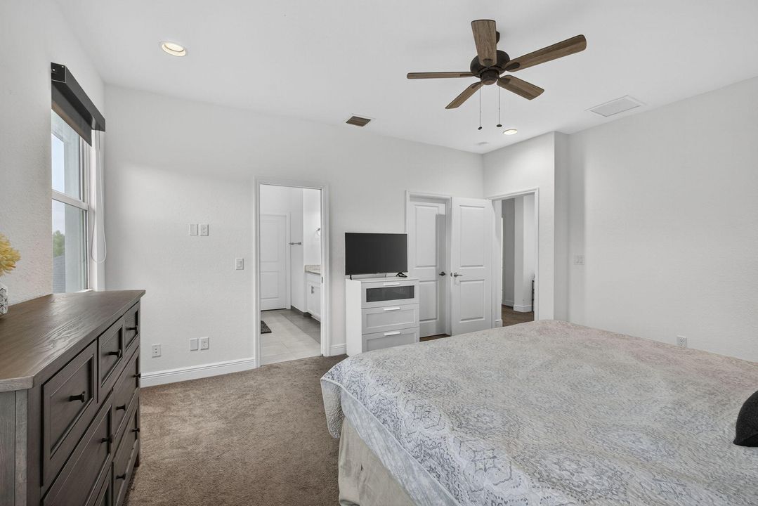 待售: $609,000 (3 贝兹, 2 浴室, 2384 平方英尺)