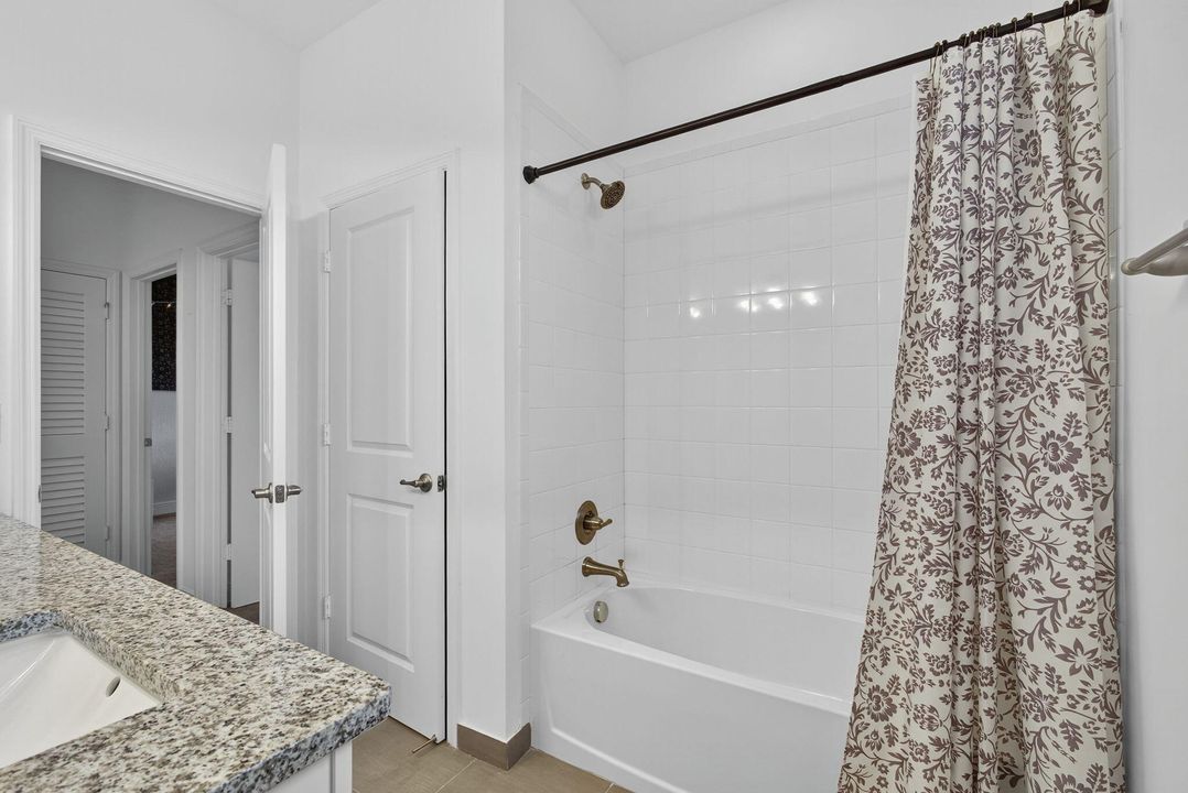 待售: $609,000 (3 贝兹, 2 浴室, 2384 平方英尺)