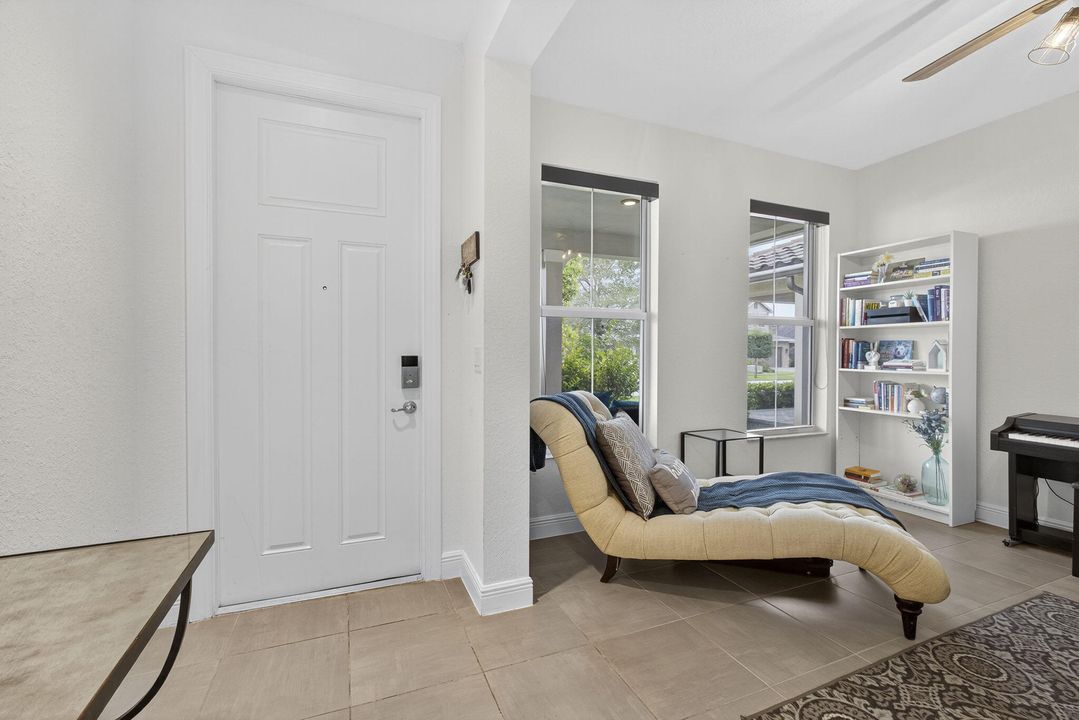 待售: $609,000 (3 贝兹, 2 浴室, 2384 平方英尺)