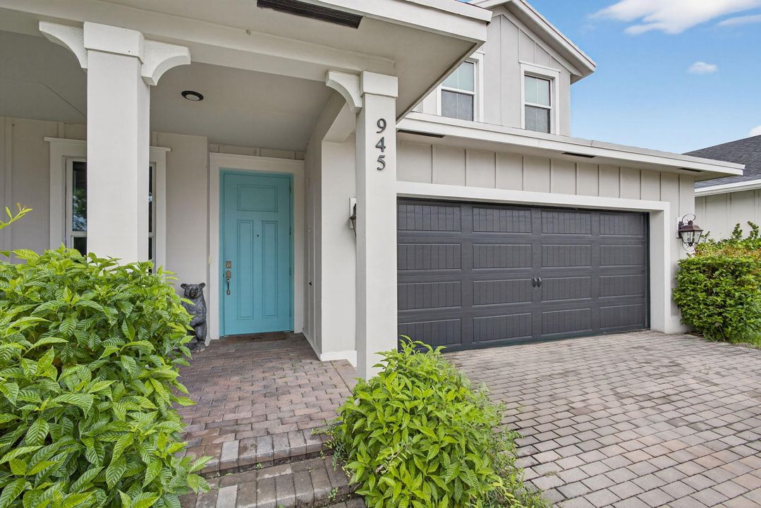 待售: $609,000 (3 贝兹, 2 浴室, 2384 平方英尺)