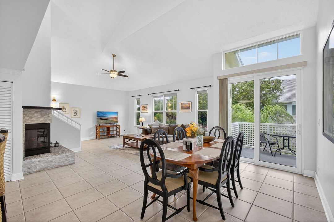 Active With Contract: $7,000 (2 beds, 2 baths, 1263 Square Feet)