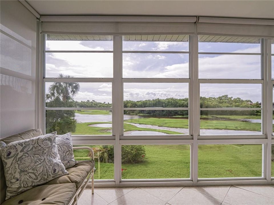 合同活跃: $167,900 (2 贝兹, 2 浴室, 1251 平方英尺)