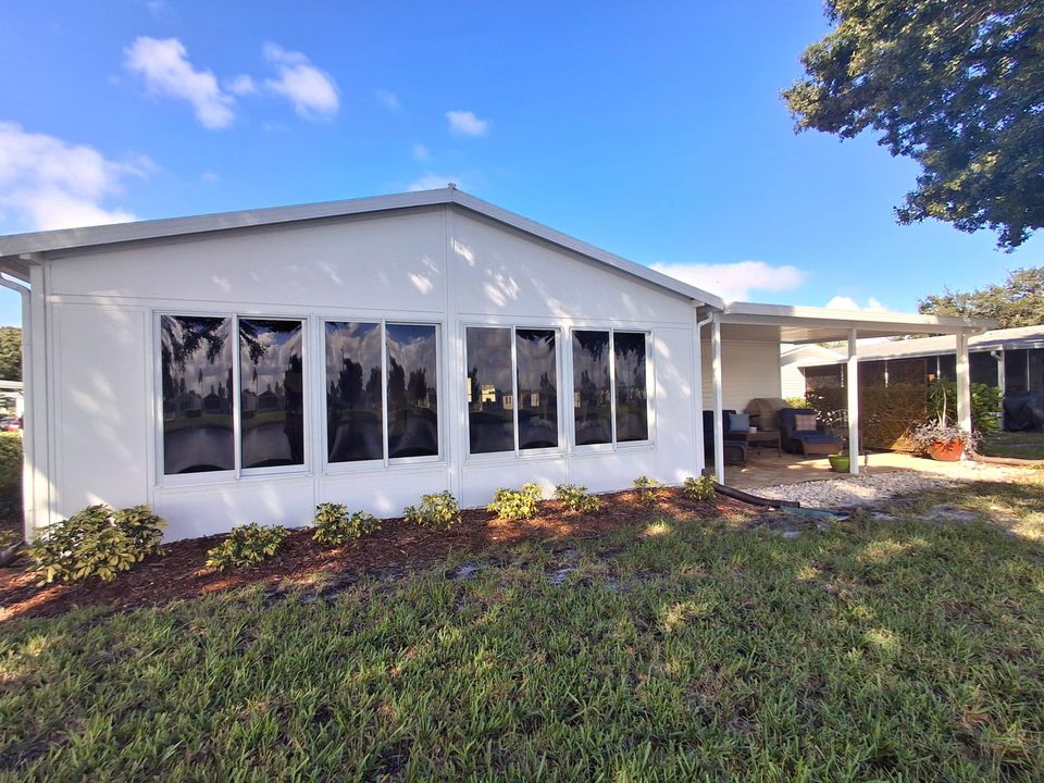 合同活跃: $199,900 (2 贝兹, 2 浴室, 1200 平方英尺)