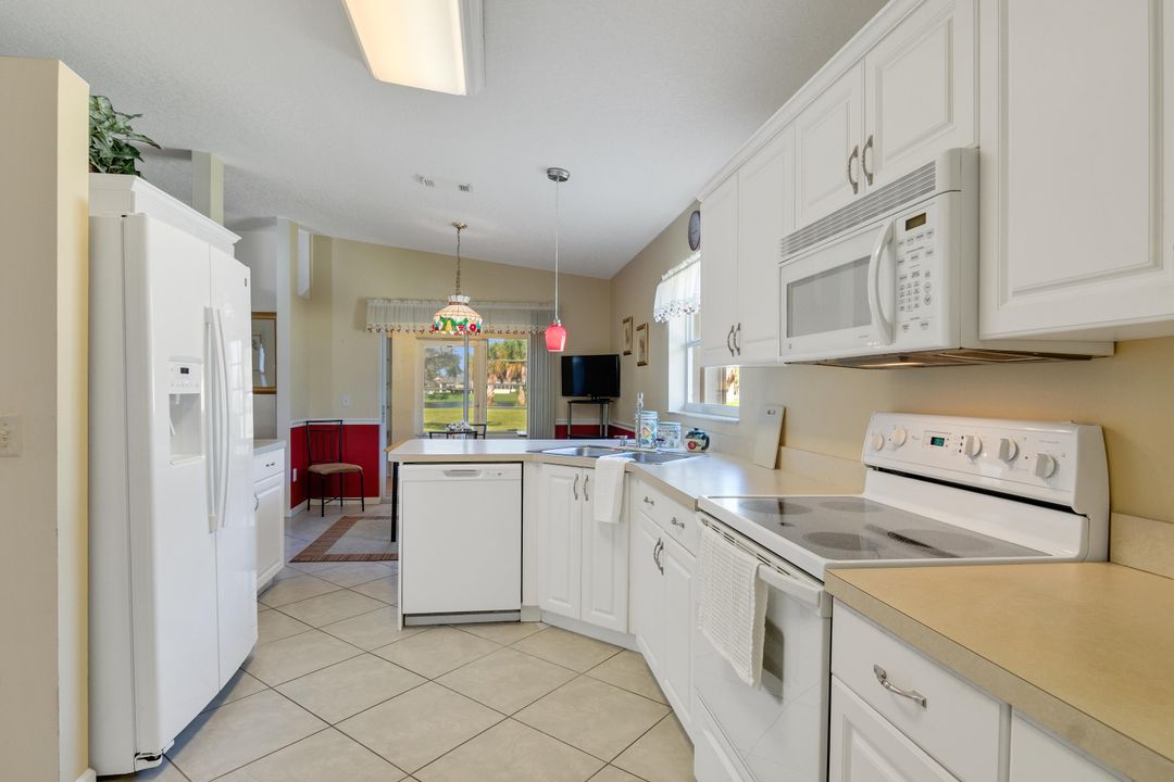 待售: $225,000 (3 贝兹, 2 浴室, 1819 平方英尺)