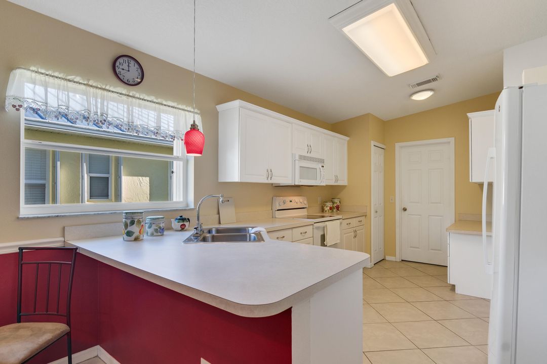 待售: $225,000 (3 贝兹, 2 浴室, 1819 平方英尺)