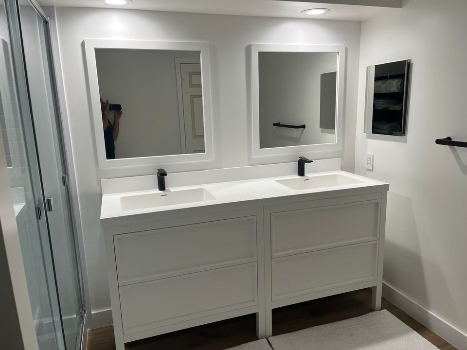 合同活跃: $3,250 (3 贝兹, 2 浴室, 1818 平方英尺)