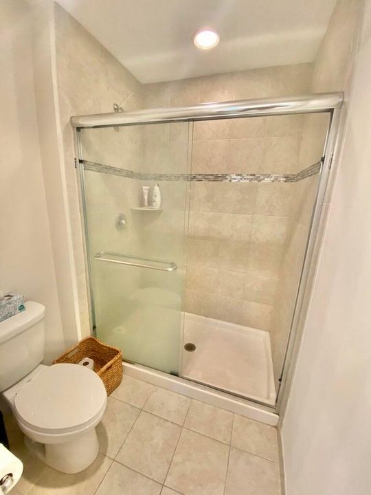 Под контрактом: $2,600 (3 спален, 2 ванн, 1622 Квадратных фут)