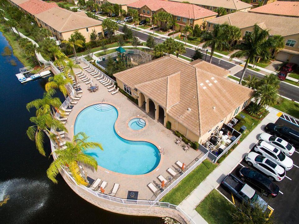 Под контрактом: $2,600 (3 спален, 2 ванн, 1622 Квадратных фут)