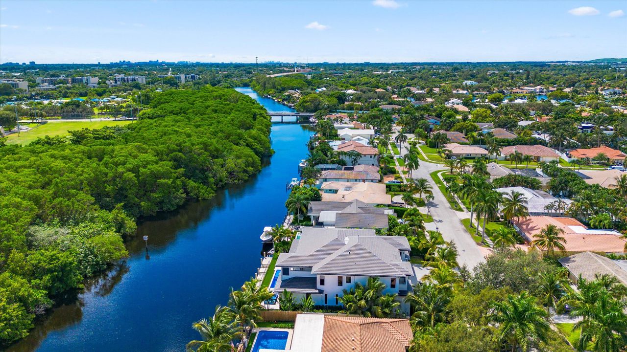 На продажу: $6,495,000 (5 спален, 5 ванн, 5750 Квадратных фут)