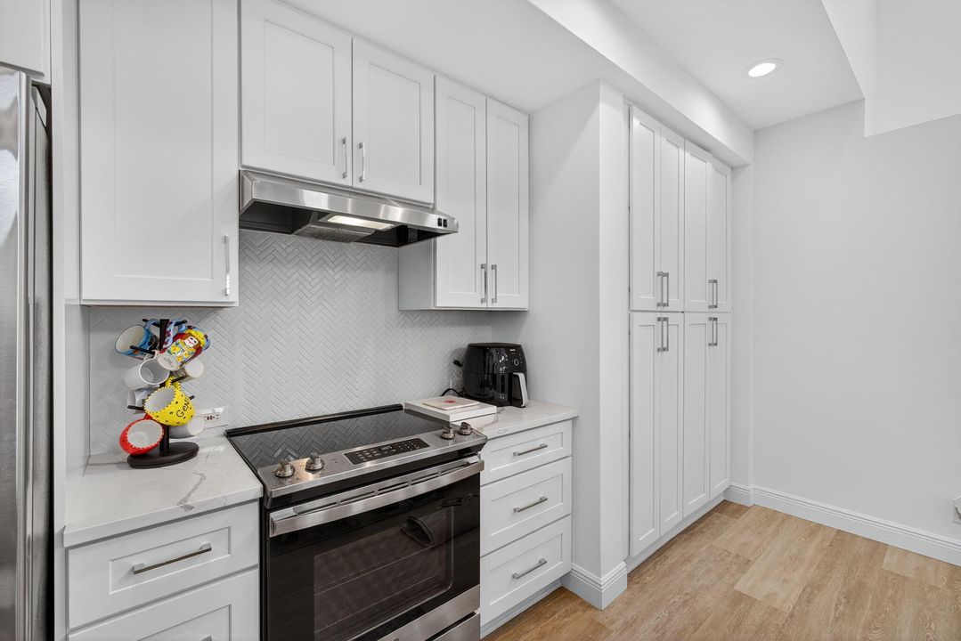 На продажу: $530,000 (3 спален, 2 ванн, 1661 Квадратных фут)