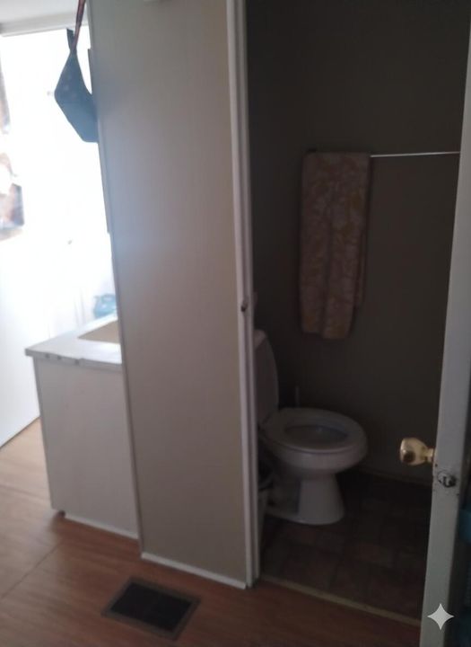 待售: $50,000 (2 贝兹, 2 浴室, 1260 平方英尺)