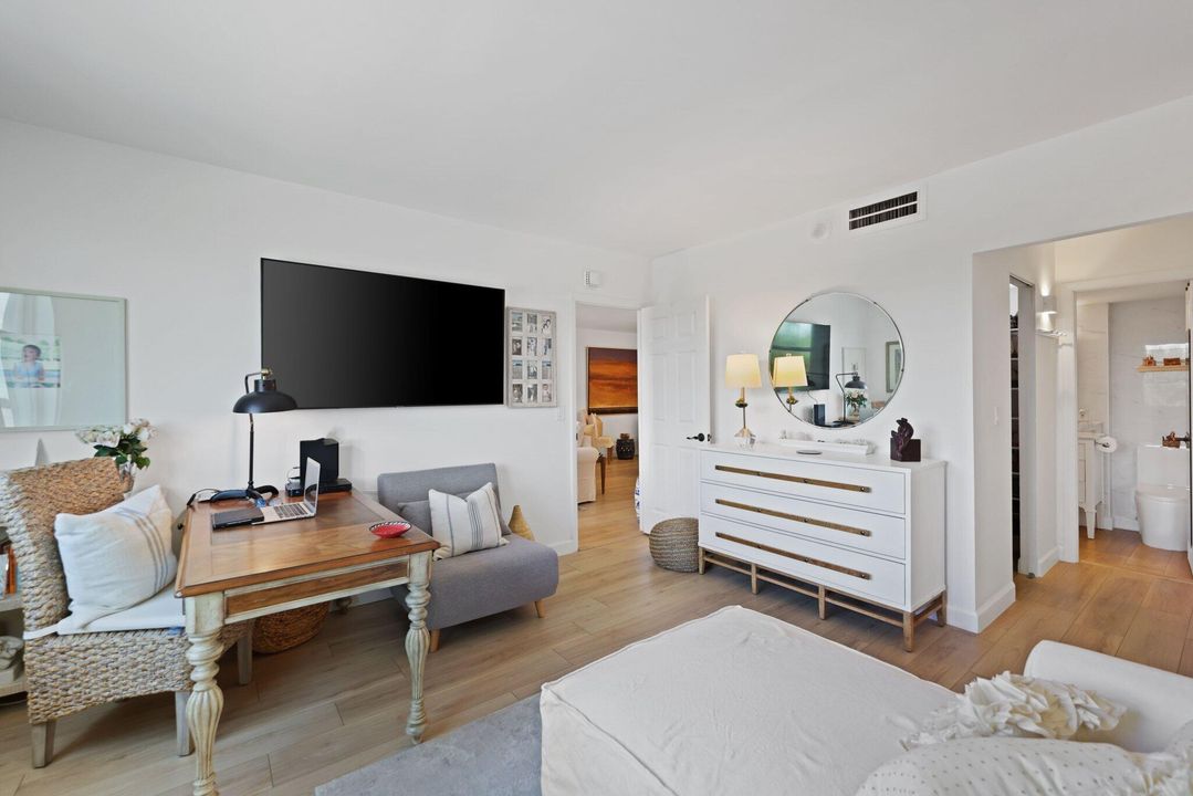 На продажу: $355,000 (1 спален, 1 ванн, 1008 Квадратных фут)