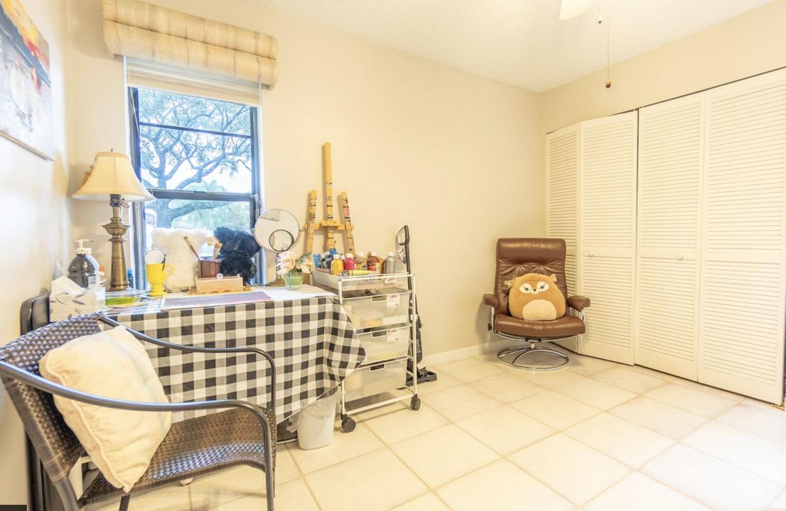 For Sale: $324,900 (3 beds, 2 baths, 1420 Square Feet)