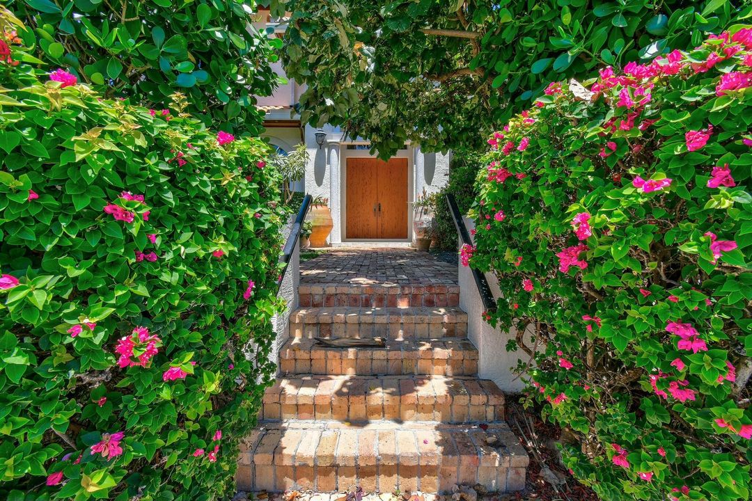 En Venta: $7,895,000 (5 camas, 5 baños, 4520 Pies cuadrados)