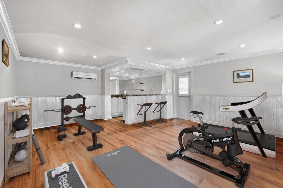 En Venta: $7,895,000 (5 camas, 5 baños, 4520 Pies cuadrados)