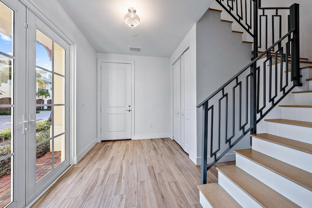 For Rent: $5,650 (4 beds, 3 baths, 2198 Square Feet)