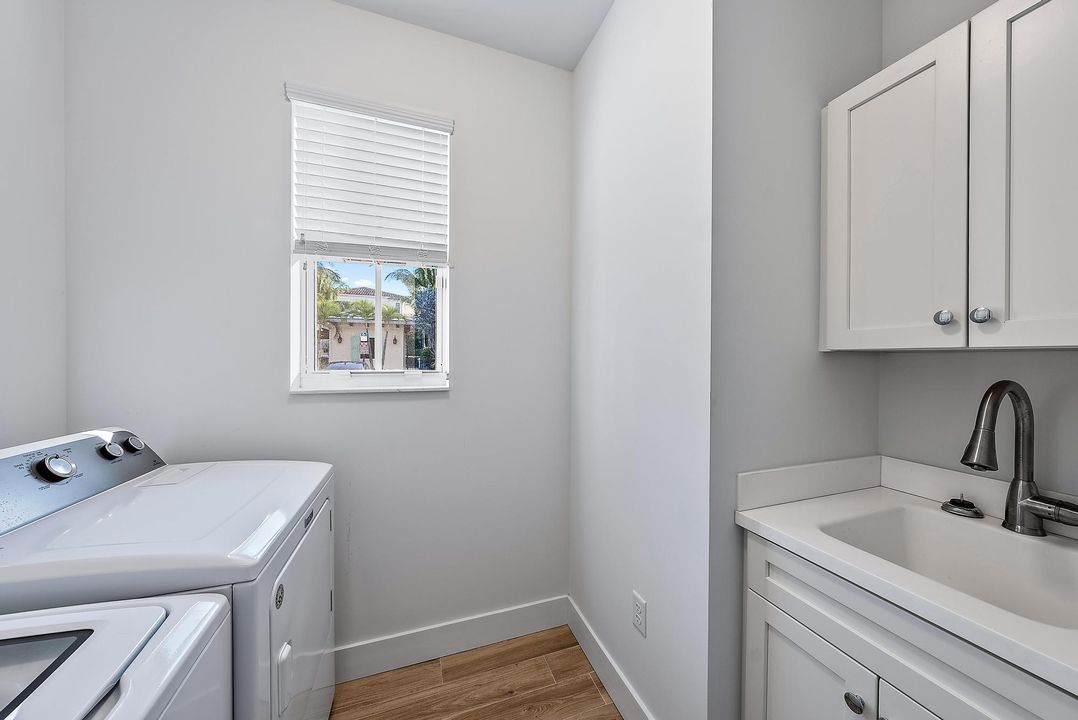 For Rent: $5,650 (4 beds, 3 baths, 2198 Square Feet)