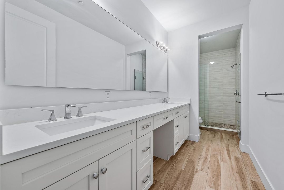 For Rent: $5,650 (4 beds, 3 baths, 2198 Square Feet)