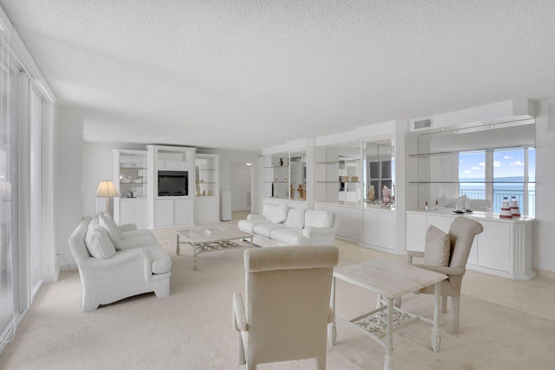 待售: $1,200,000 (3 贝兹, 2 浴室, 2000 平方英尺)