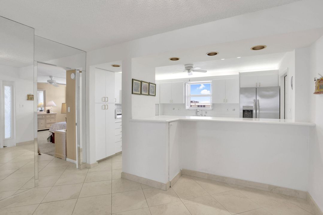 待售: $1,200,000 (3 贝兹, 2 浴室, 2000 平方英尺)