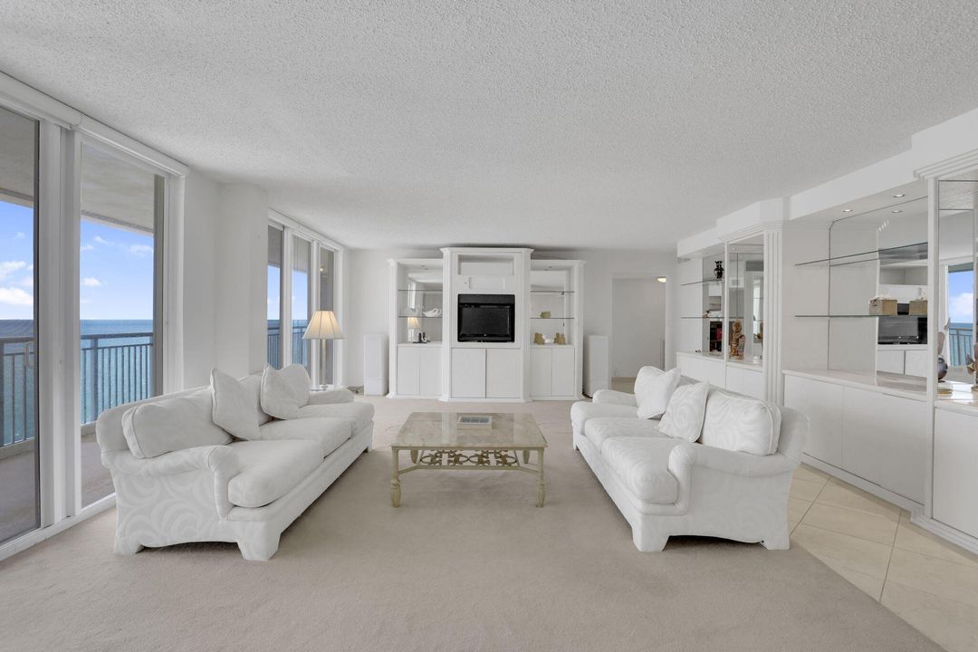 待售: $1,200,000 (3 贝兹, 2 浴室, 2000 平方英尺)