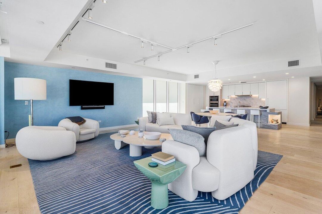 For Sale: $5,500,000 (3 beds, 3 baths, 2965 Square Feet)