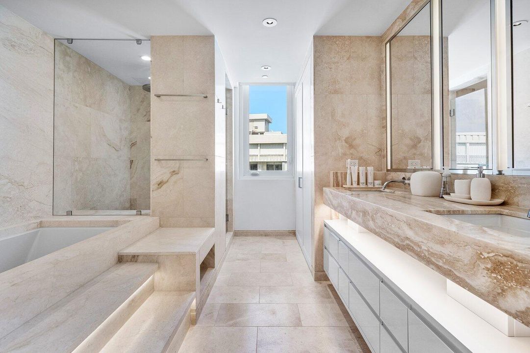 For Sale: $5,500,000 (3 beds, 3 baths, 2965 Square Feet)