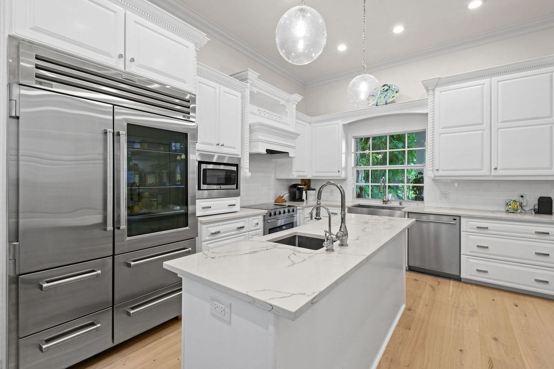 En Venta: $7,895,000 (5 camas, 5 baños, 4520 Pies cuadrados)