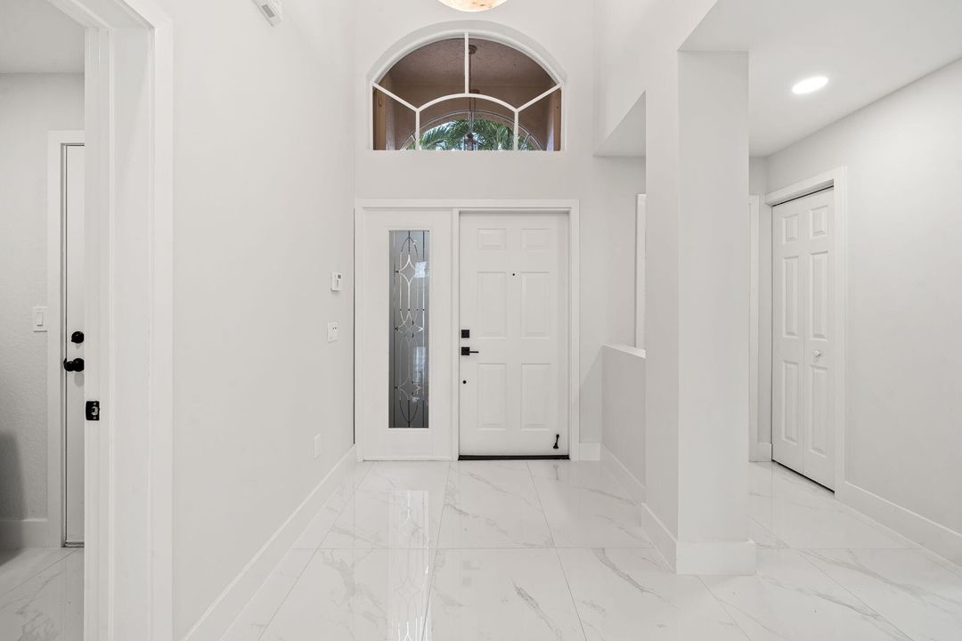 For Sale: $599,000 (3 beds, 2 baths, 1825 Square Feet)