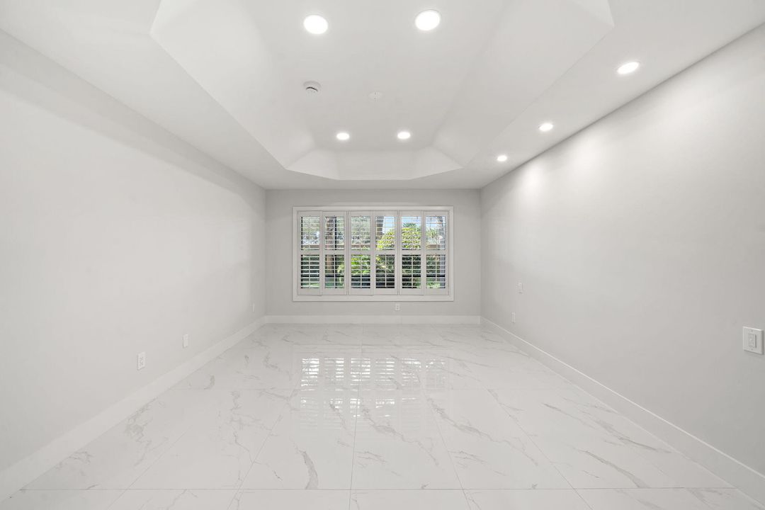 For Sale: $599,000 (3 beds, 2 baths, 1825 Square Feet)