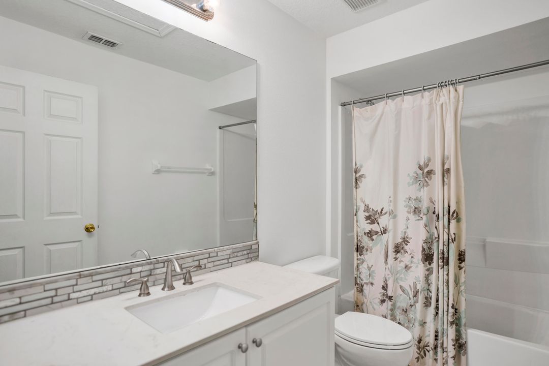 出租: $2,700 (4 贝兹, 3 浴室, 1781 平方英尺)