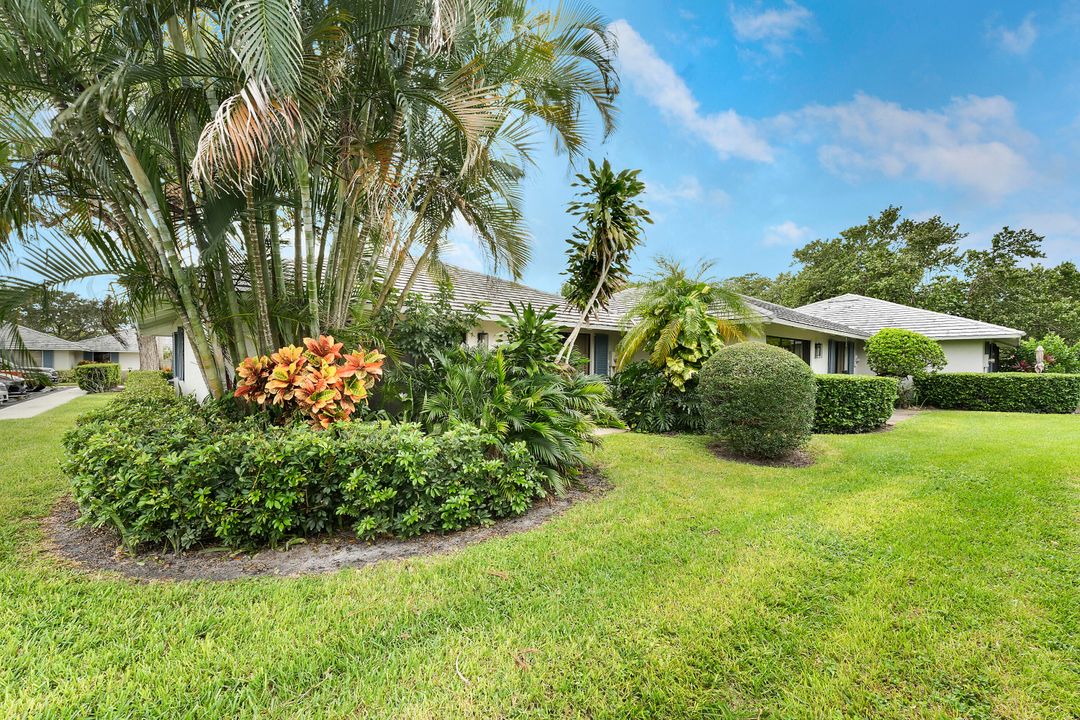 На продажу: $446,000 (2 спален, 2 ванн, 1135 Квадратных фут)