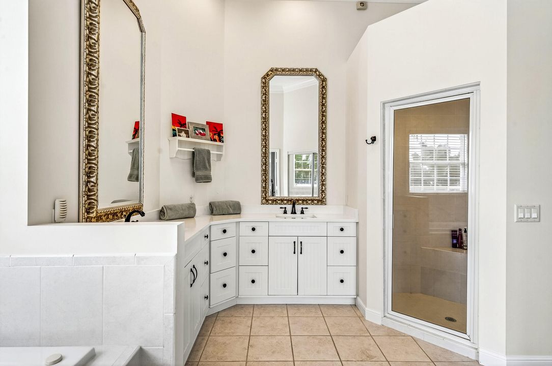 En Venta: $875,000 (4 camas, 4 baños, 3428 Pies cuadrados)